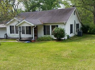 500 E North St, Livingston, TX 77351