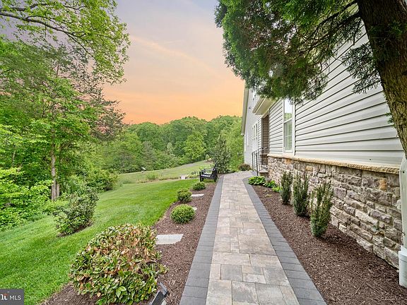 5th image of 13514 Ryton Ridge Ln
