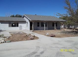 10868 Sage St, Oak Hills, CA 92344