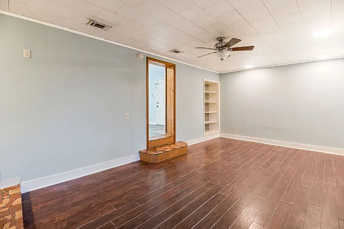 5824 Nashville Ave — Photo 22