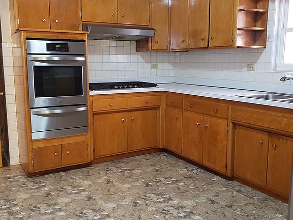 4th image of 1728 N Keeler Ave #1