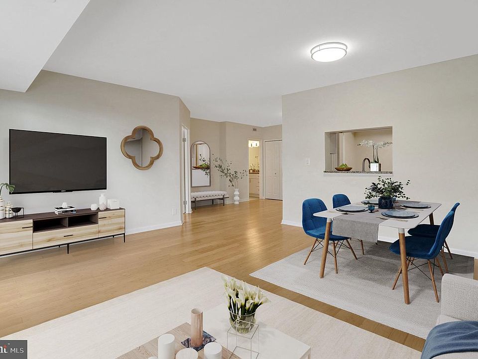 1st image of 1805 Crystal Dr APT 1014S