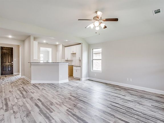 2nd image of 4373 Cottontail Dr