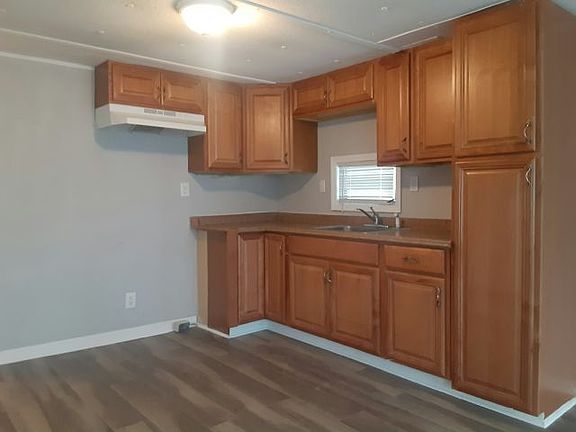 5th image of 93096 5th St #96