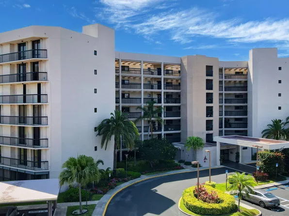 5279 S Fountains Dr S #304, Lake Worth, FL 33467