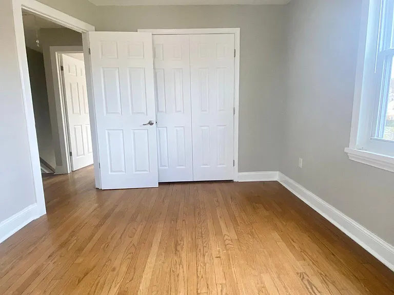 2306 Glendale Ter #2306 — Photo 7