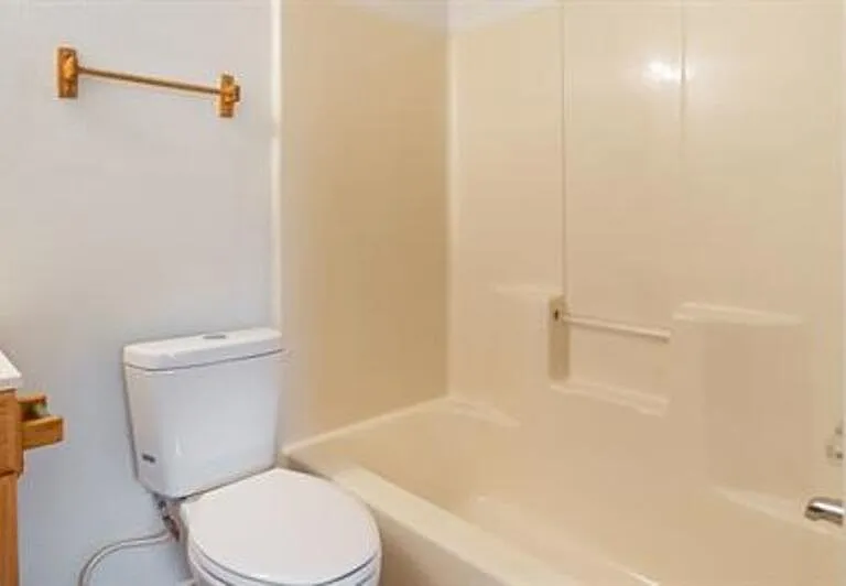 720 Pritchett Ln #8 — Photo 4