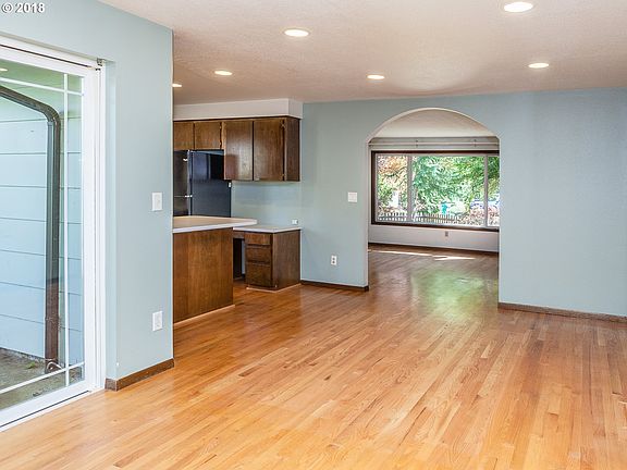 Bathroom - Upper