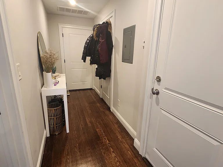 292 Foster St #1A — Photo 5
