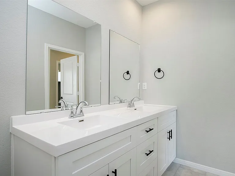 14010 Longstreet Rd #1B — Photo 28