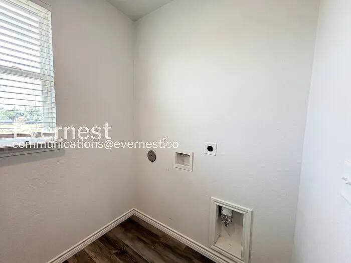605 Old Glory Rd — Photo 14