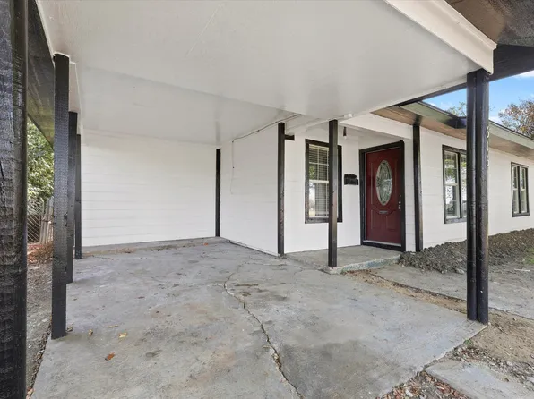 616 Wilkinson Dr, Mesquite, TX 75149