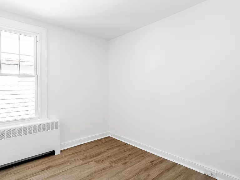 170 Mill St — Photo 11