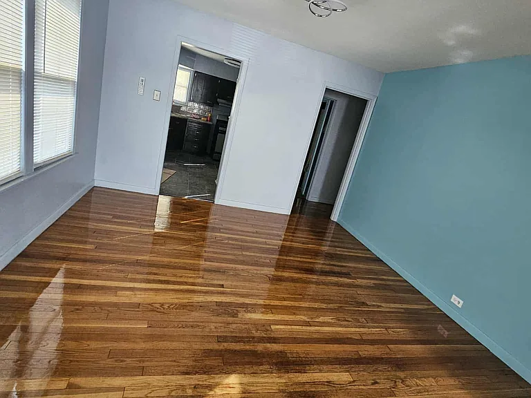 727 Shadwell Dr — Photo 5