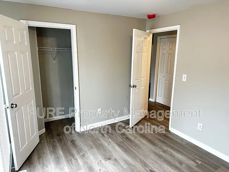 213 Irma Ave — Photo 30