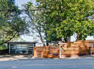 6501 Snake Rd, Oakland, CA 94611