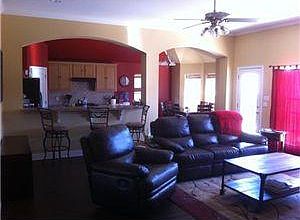 3rd image of 131 Presido Ln