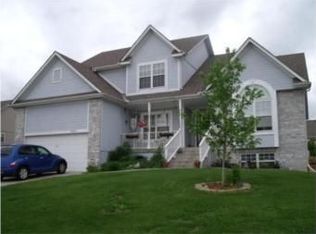4420 SW Hillside Dr, Lees Summit, MO 64082