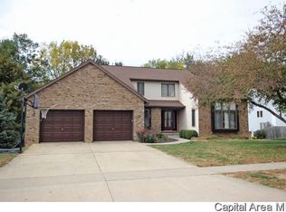 605 Tecumseh Trl, Springfield, IL 62711