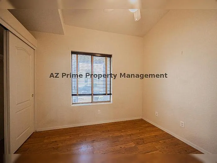 1654 W Geronimo St — Photo 20