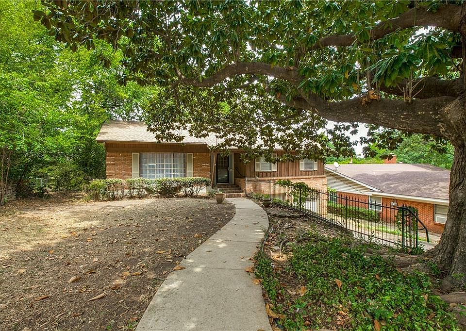 1st image of 2613 White Oak Ct