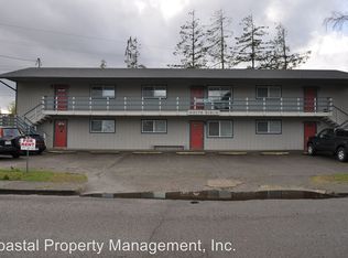 1160 Ivy Ave APT 6, Reedsport, OR 97467