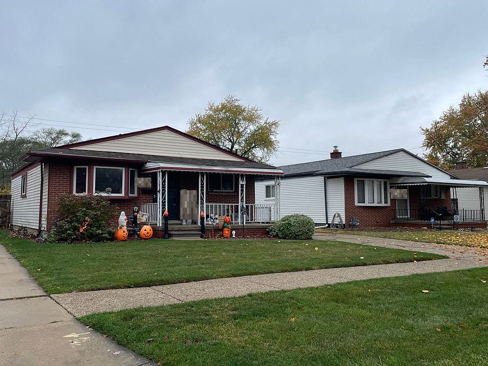 2nd image of 7542 Campbell St