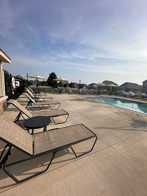 2 bed, 2.5 bath, $1,860 — Photo 3