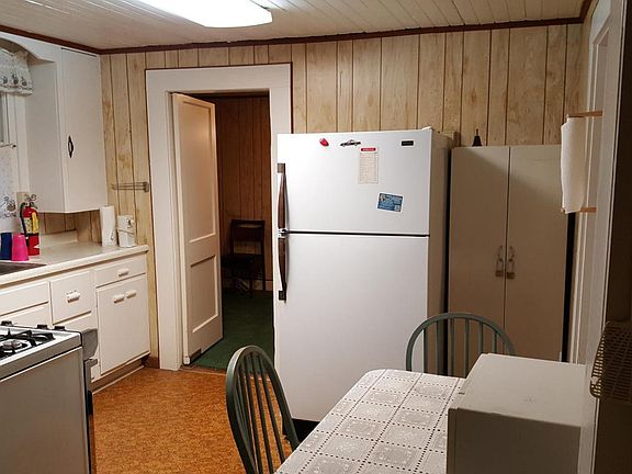 2nd image of 4172 Baltzell St