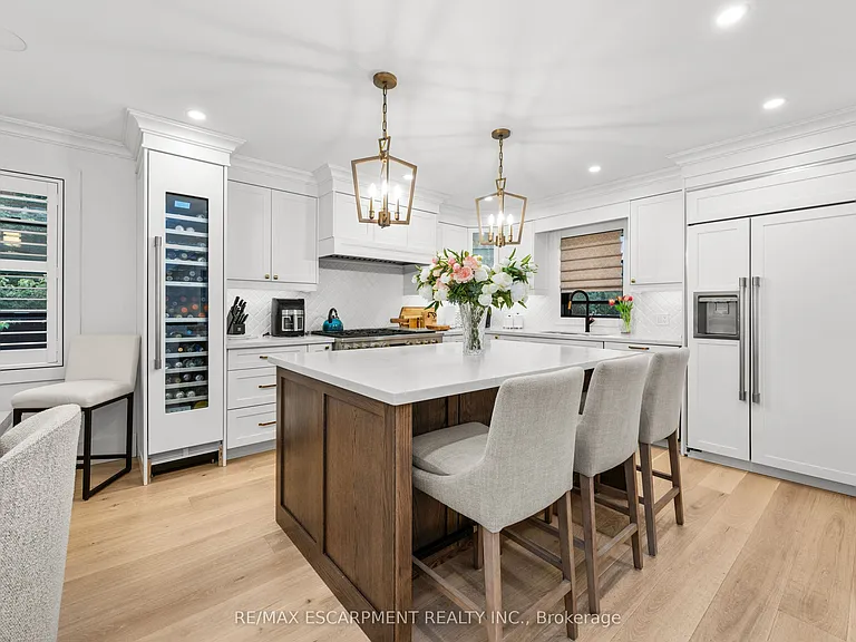 1390 Halifax Pl — Photo 13