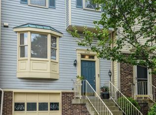 3749 Roxbury Ln, Alexandria, VA 22309