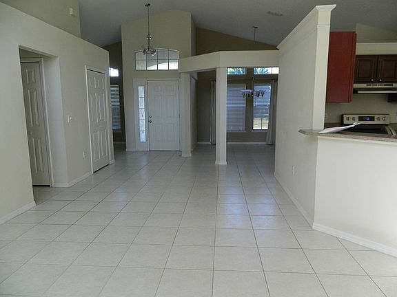 3rd image of 192 Azalea Dr