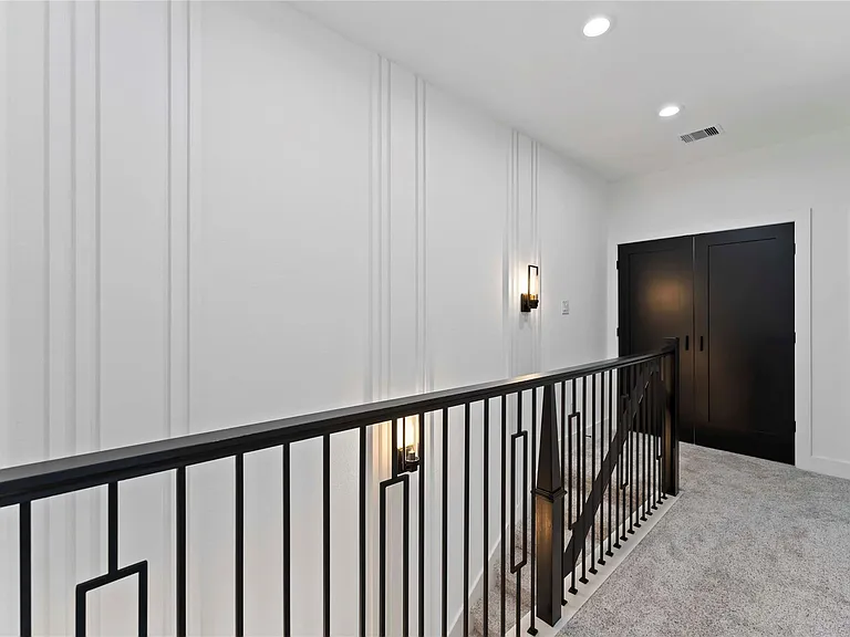 8501 Safeguard St #B — Photo 16