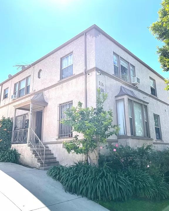 1st image of 518 N Normandie Ave APT 1