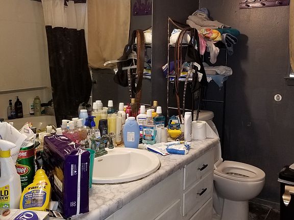 3rd image of 3800 Dana Dr