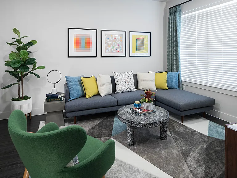 Jada Legacy Central Apartments — Photo 5