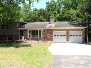 188 Tyree Rd, Kinston, NC 28504