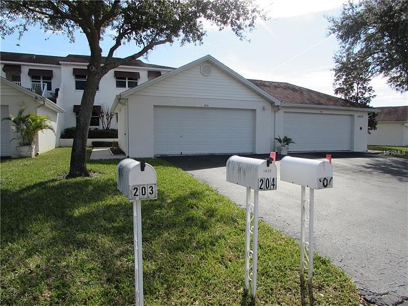 1st image of 1420 Waterview Dr W #204