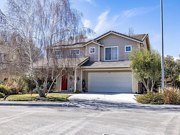 2nd image of 700 Gia Ct