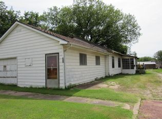 217 S Regan Ave, Hominy, OK 74035