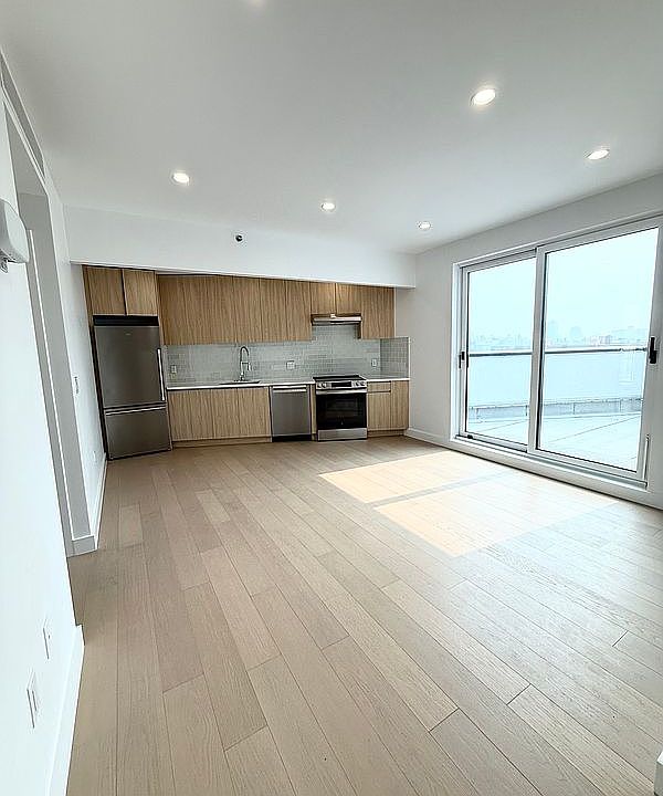 1st image of 150-02 Northern Blvd #3H