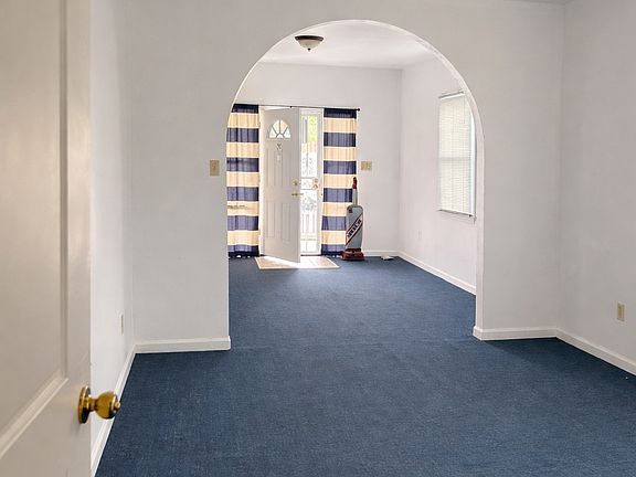 2nd image of 1116 Lizardi St