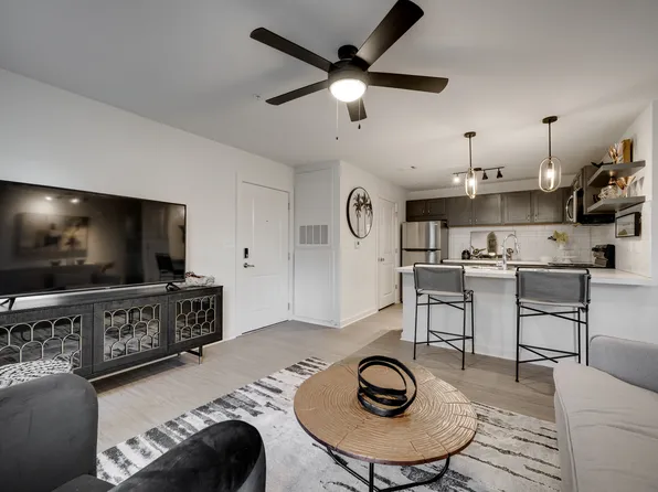 Brentwood Apartments, 901 S Salem Rd #5, Conway, AR 72034