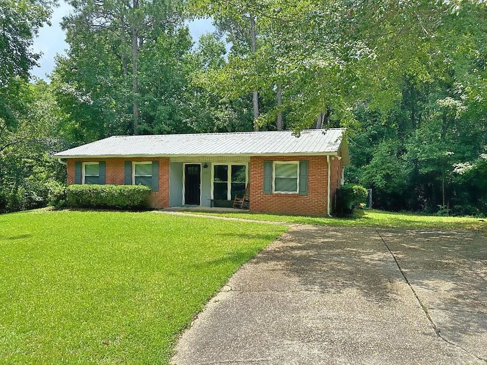2nd image of 203 Ginnalou Dr