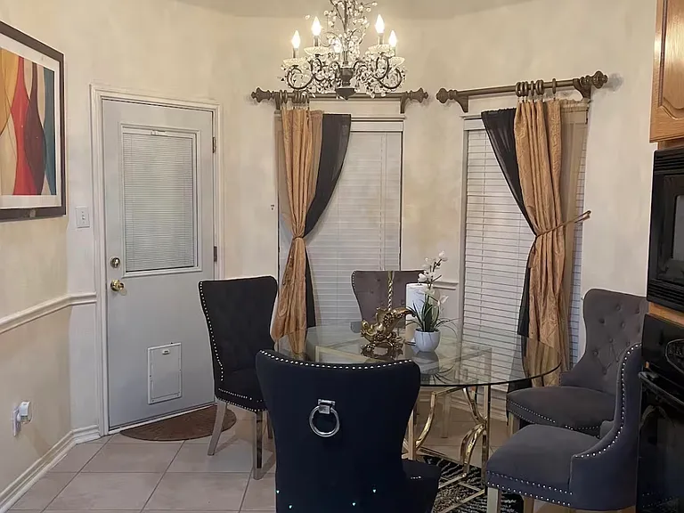 5231 Kathryn Dr — Photo 16