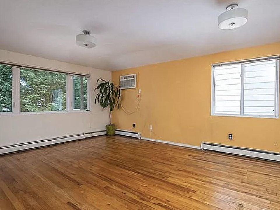 1st image of 8929 Moline St Floor 2