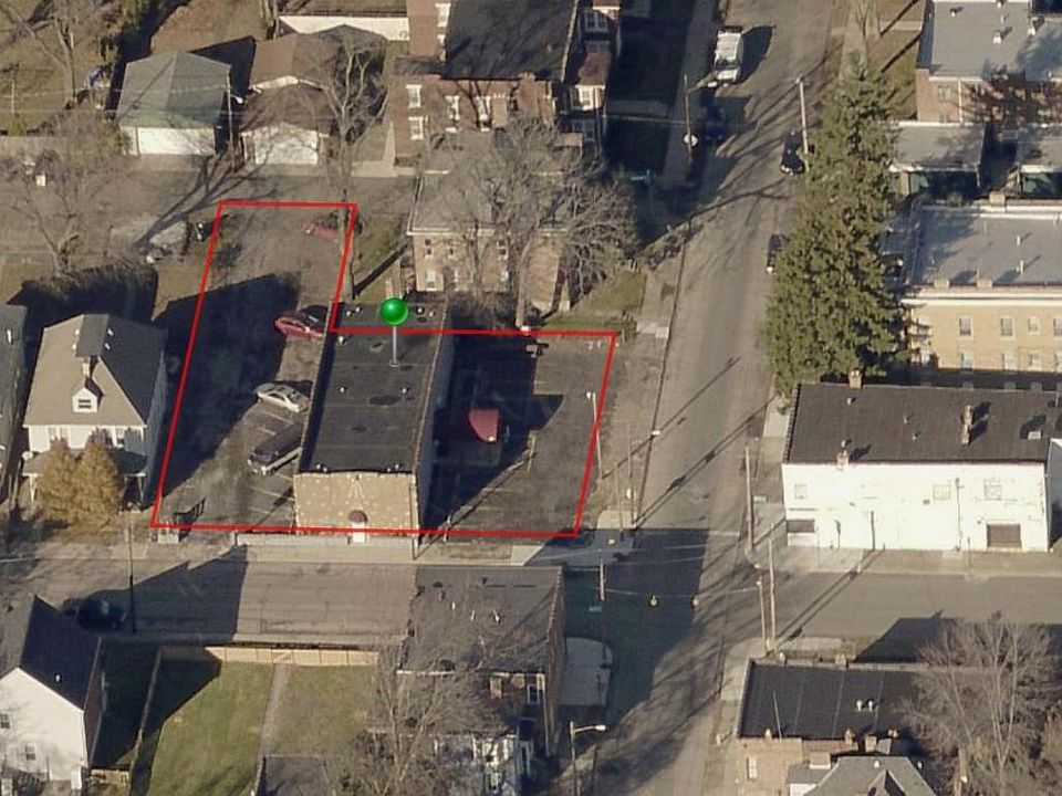 1st image of 1478 Oak St