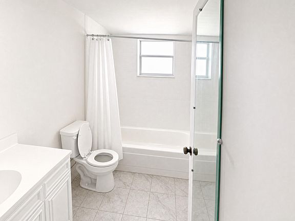 3rd image of 9810 MARINA Boulevard #1116