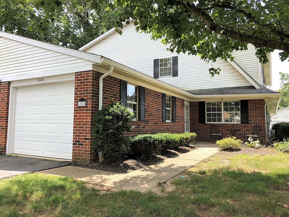 1st image of 438 Williamsburg Ln NW