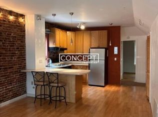 19 Tabor Pl #1, Brookline, MA 02445